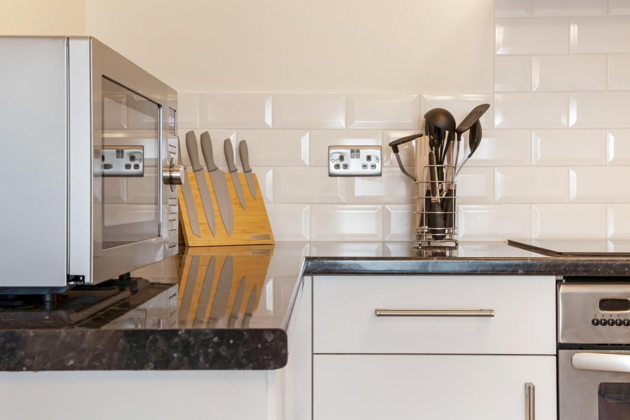 Central 1 Bd + Sofa Bed In The Heart Of Cheltenham! Exterior photo